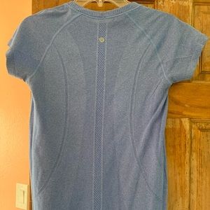 Lululemon swiftly tech top